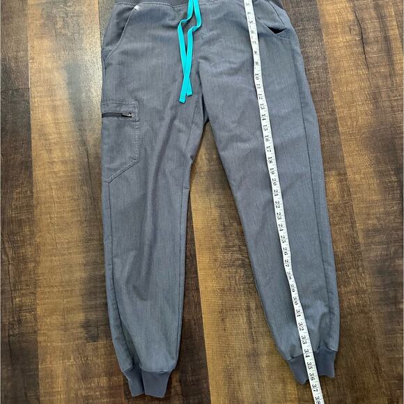 Figs Gray Graphite Zamora Jogger Scrub Pants Size Small - Picture 6 of 9
